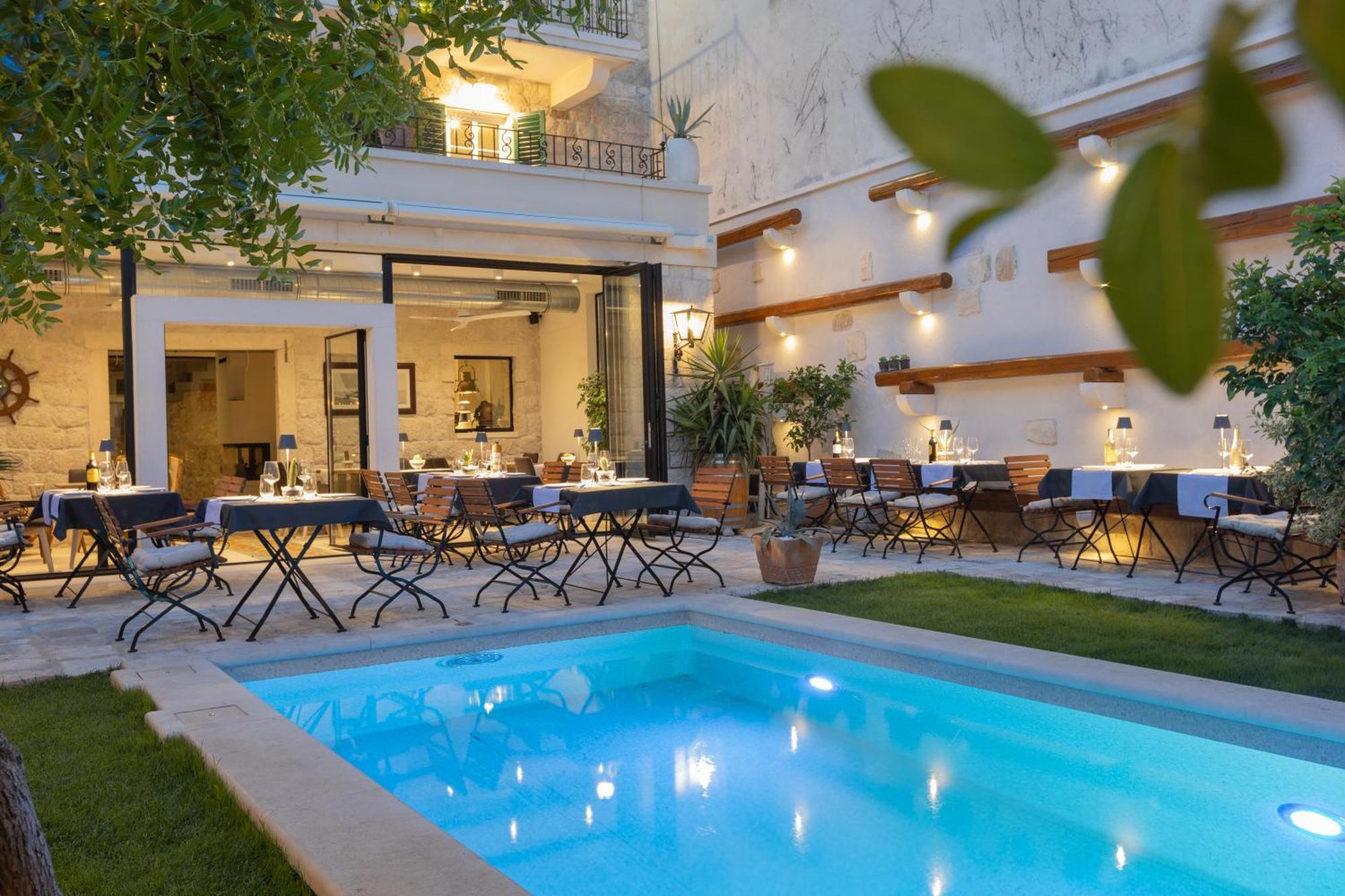 מאקרסקה New - Casa Columba - 4 Star Design Boutique Hotel With Outdoor Pool & Private Garden (Adults Only) מראה חיצוני תמונה
