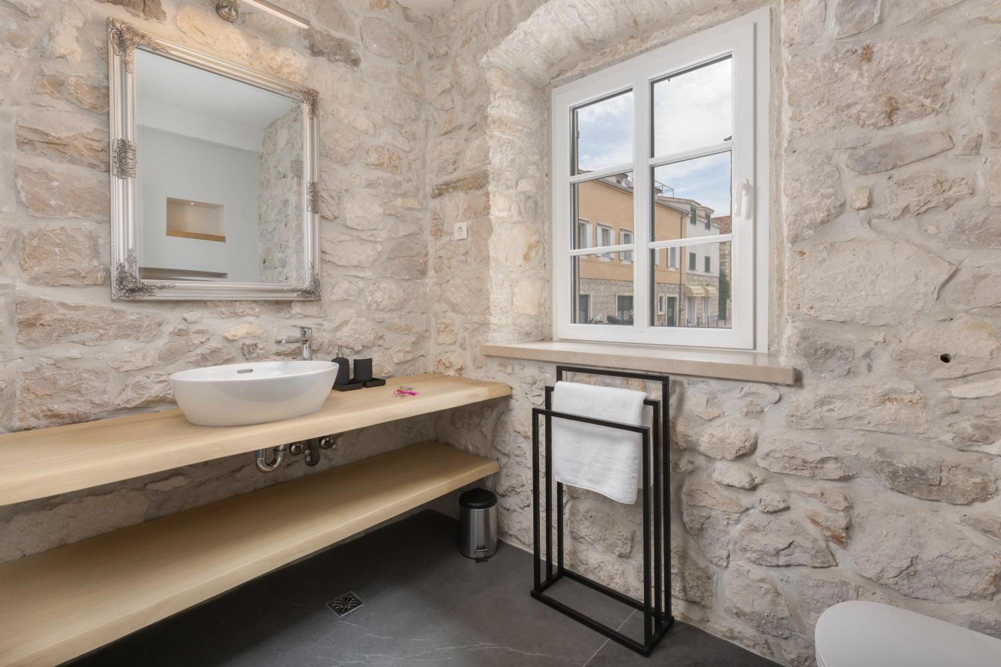 מאקרסקה New - Casa Columba - 4 Star Design Boutique Hotel With Outdoor Pool & Private Garden (Adults Only) מראה חיצוני תמונה