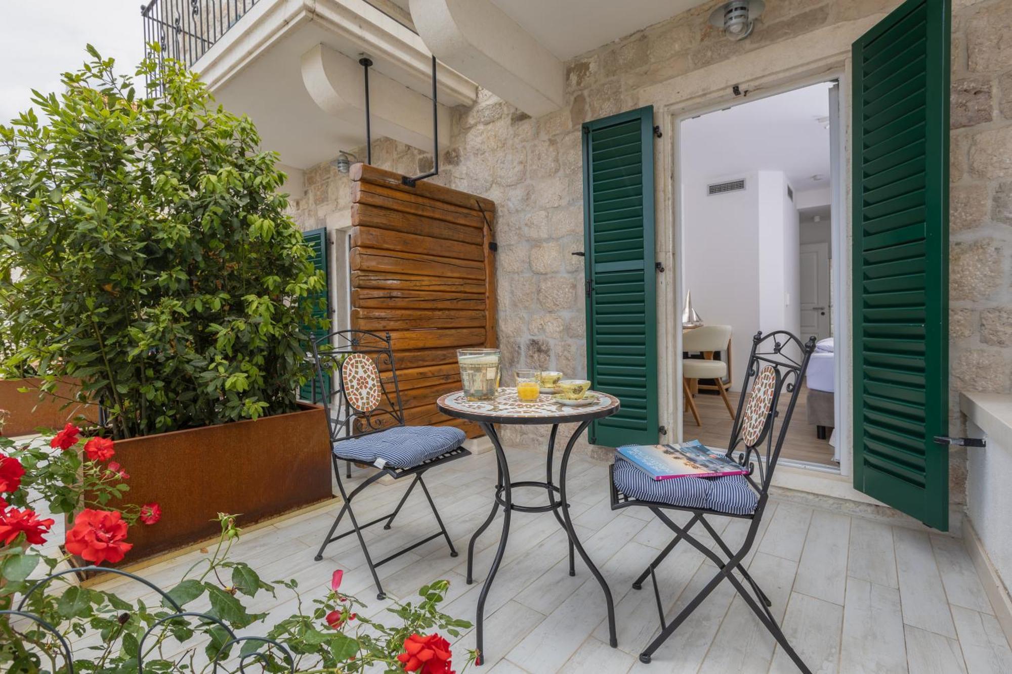 מאקרסקה New - Casa Columba - 4 Star Design Boutique Hotel With Outdoor Pool & Private Garden (Adults Only) מראה חיצוני תמונה